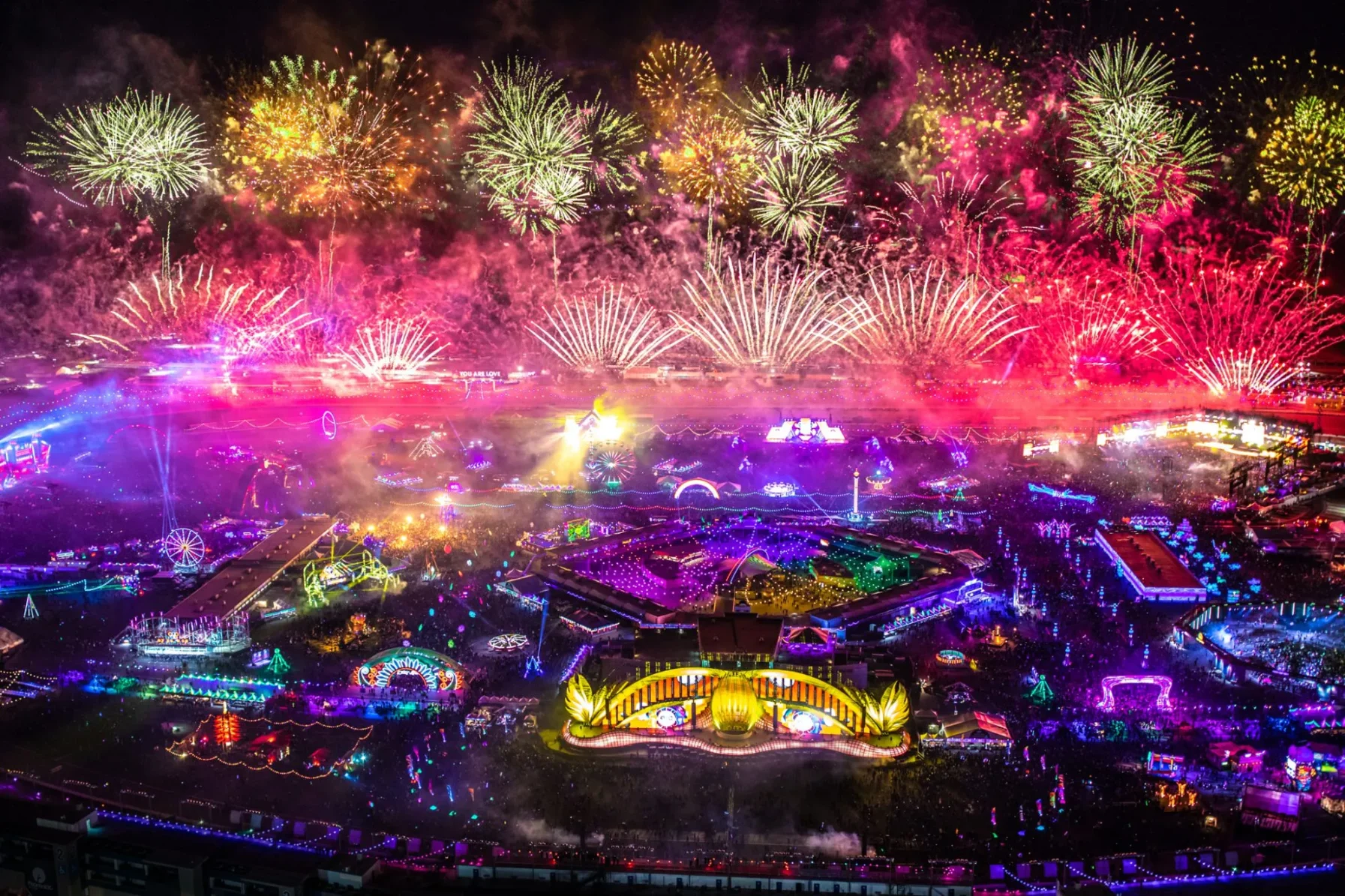 EDC Las Vegas - Top 10 Music Festivals