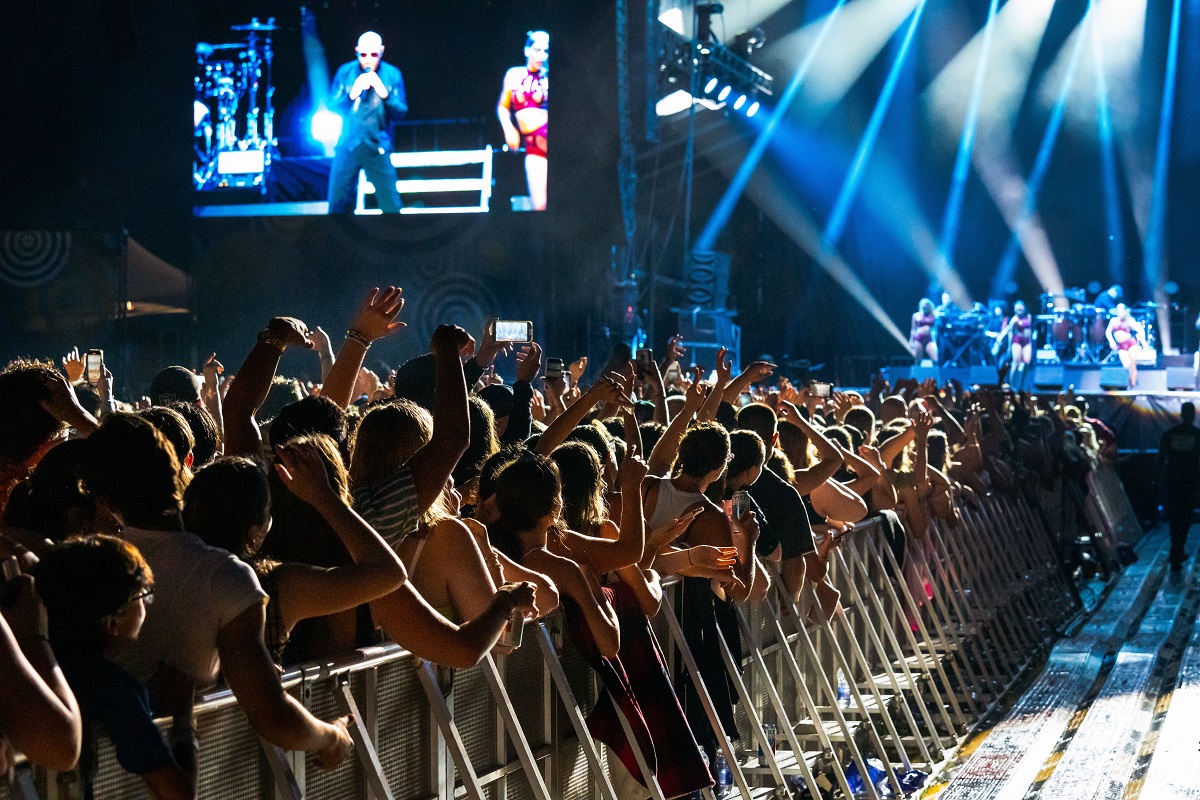 Dance Beats at Lebreton: Bluesfest 2025 Embraces the Groove 3 pitbull