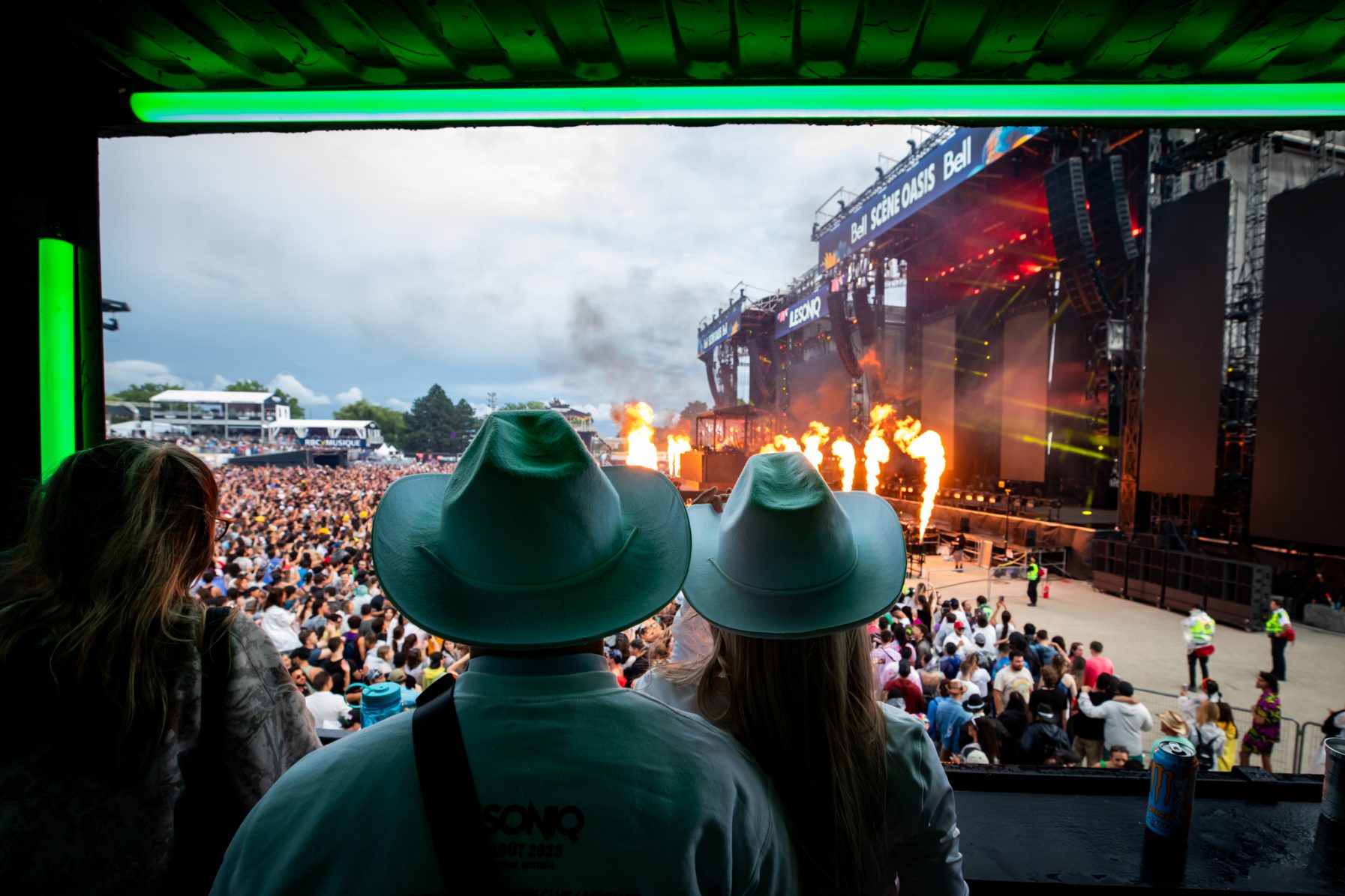 îLESONIQ 2025: Montréal’s Biggest Dance Weekender Turns 10 1 052 terraces @ ile soniq 2024 photo susan moss