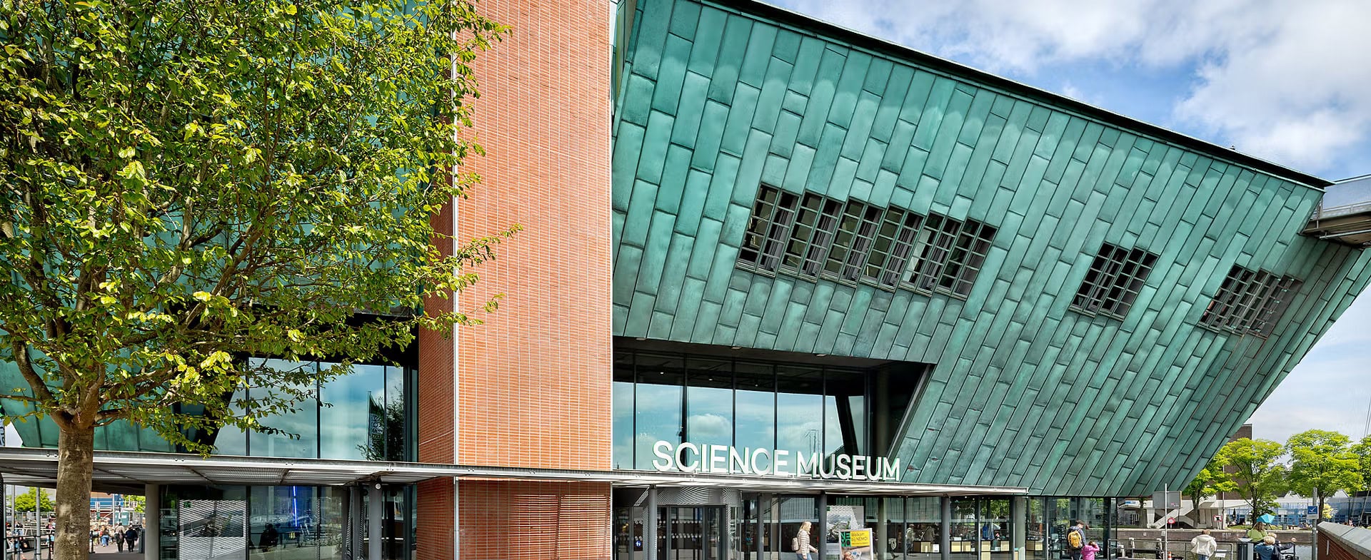 From Dancefloors to Masterpieces: Discover Amsterdam’s Museums During ADE 3 af9ba93dbe85eb8644443e4a87624f921225c2f2 2000x1334 1