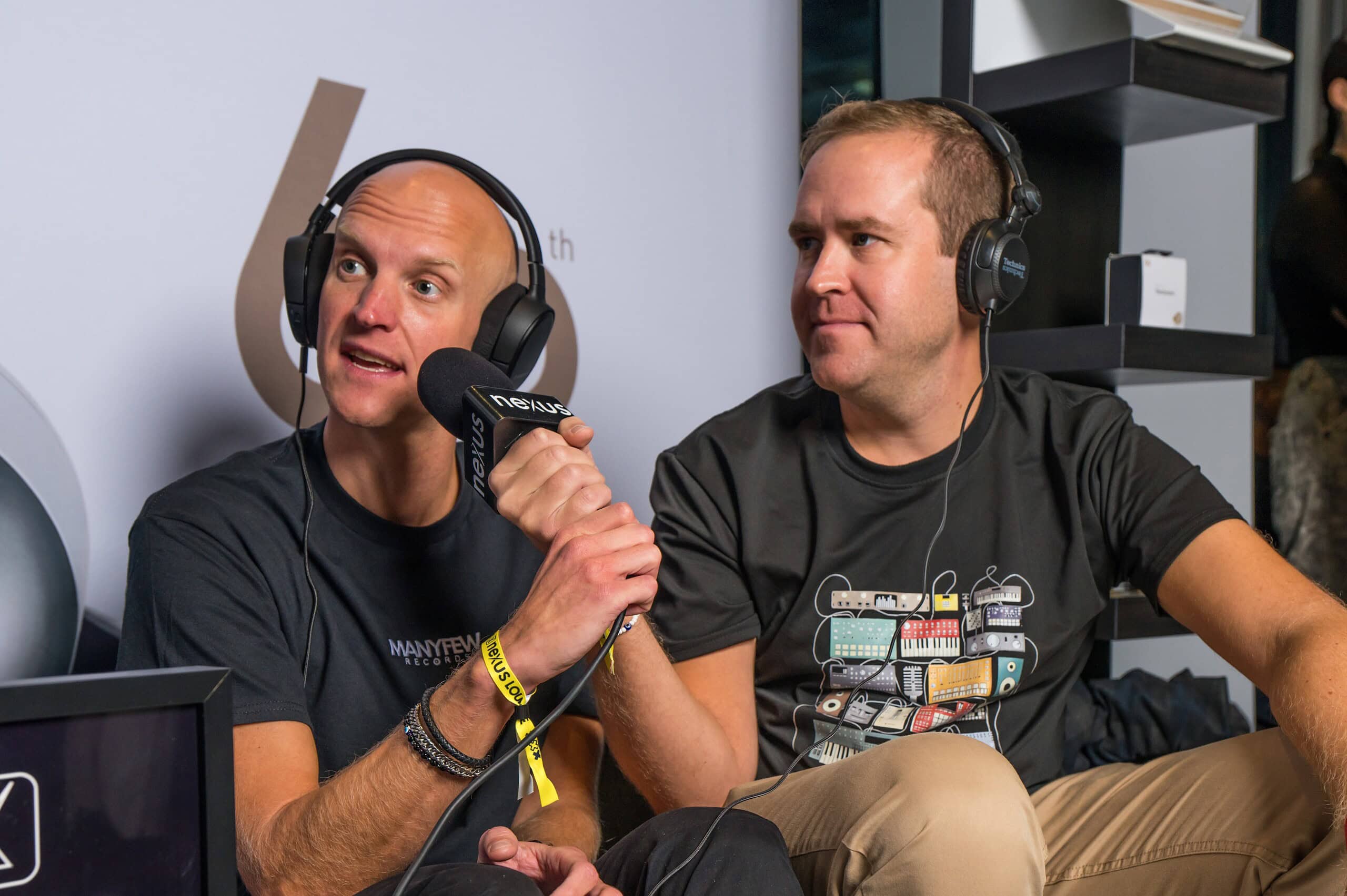 manyfew-ade25-3 (Custom)