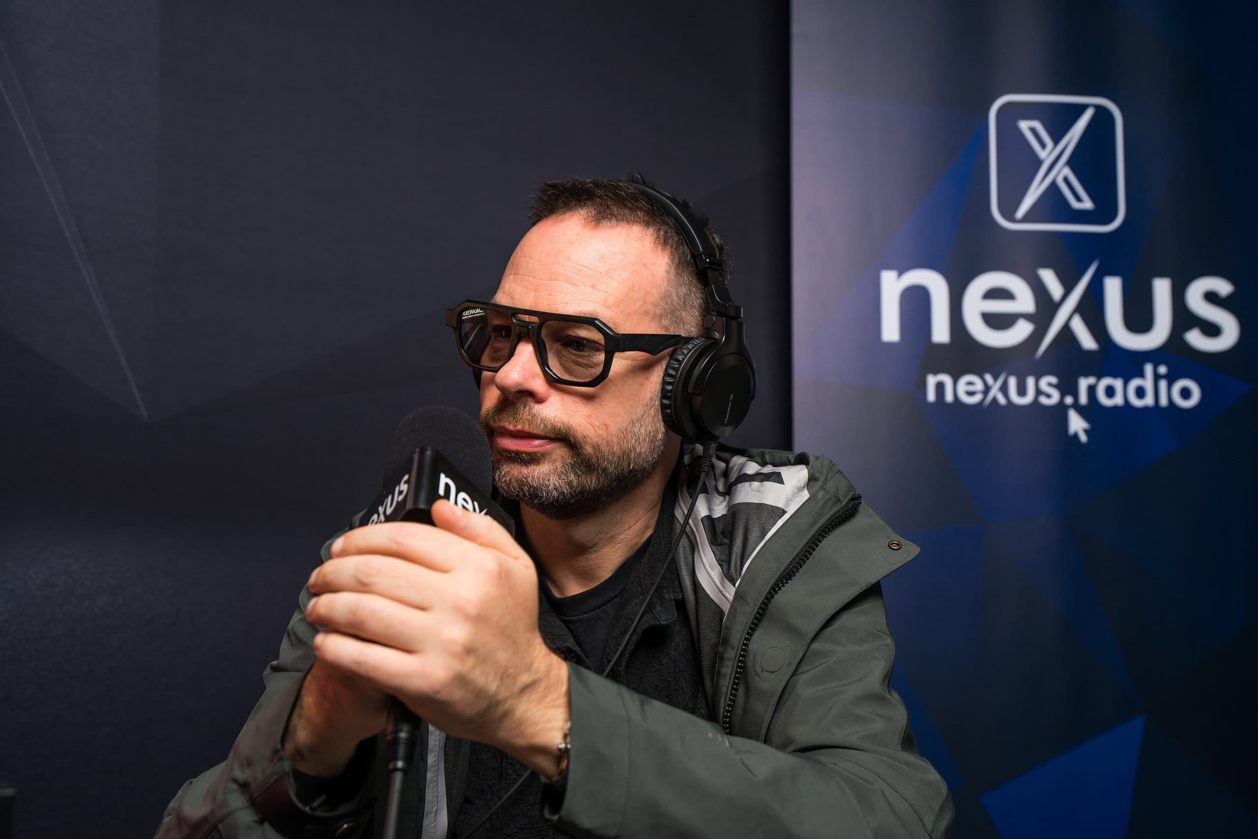 peter-luts-ade25-4 (Custom)