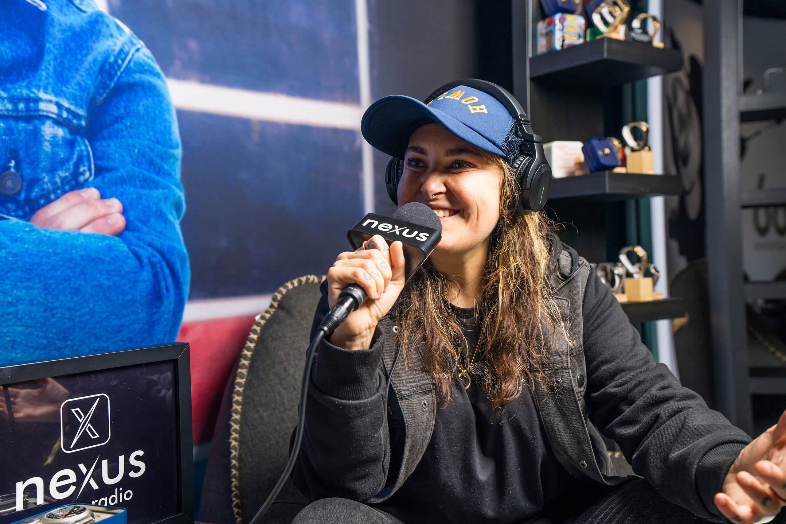 avi-sic-ade25-6 (Custom)