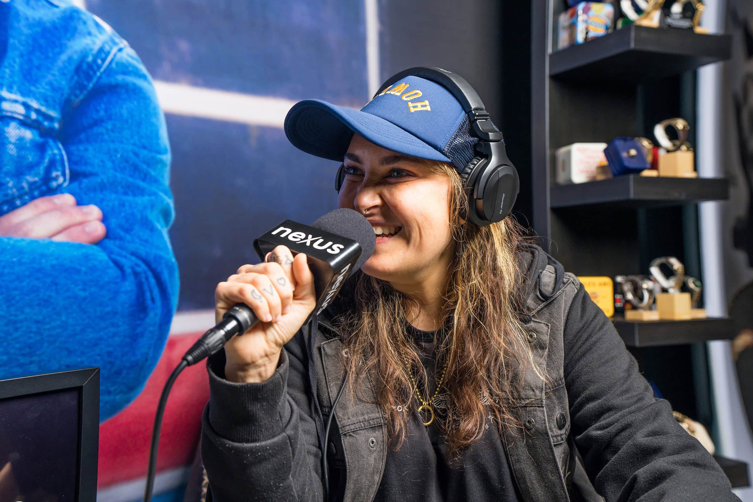 avi-sic-ade25-7 (Custom)