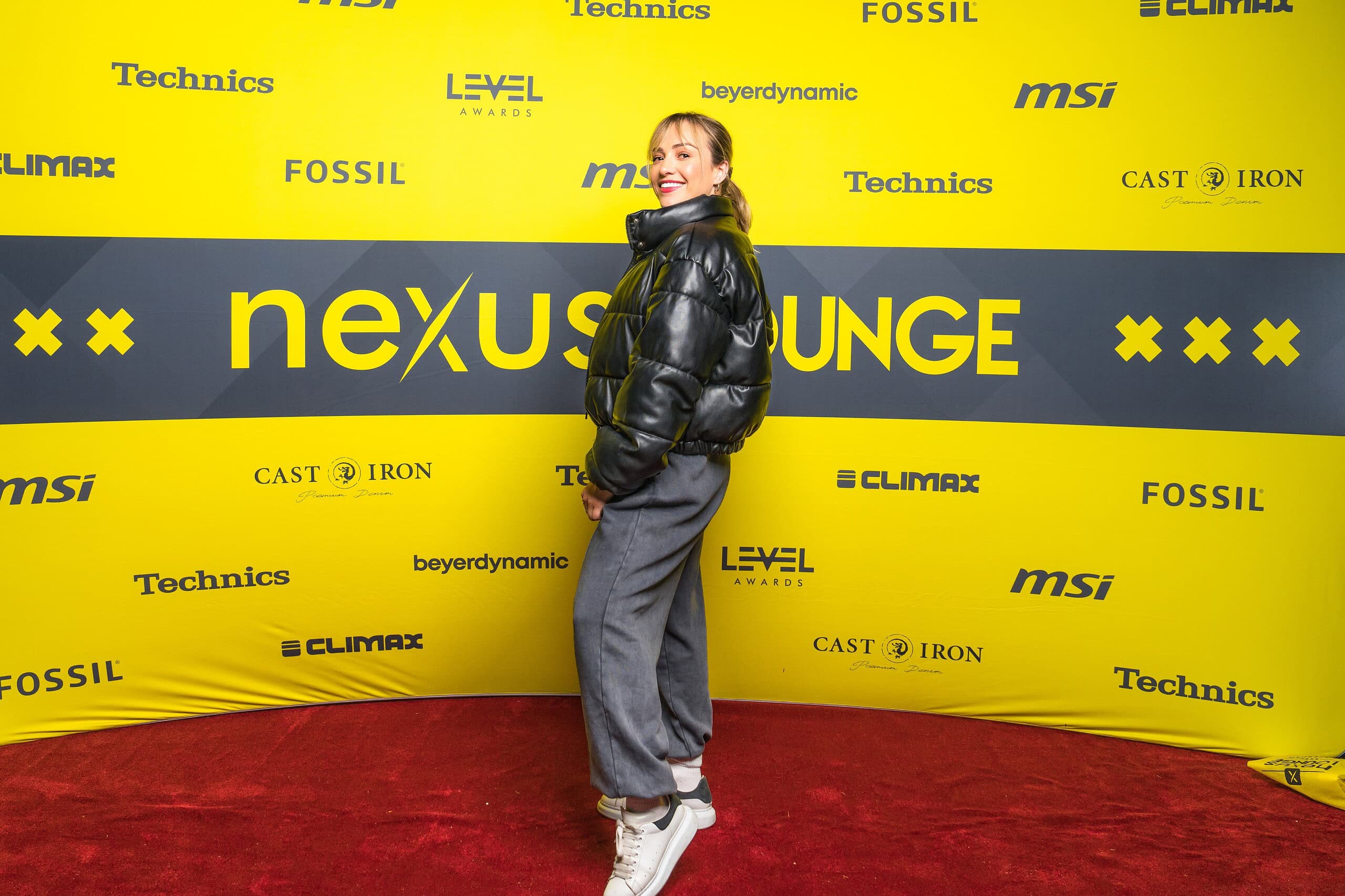 charlotte-van-de-peer-ade25-7 (Custom)