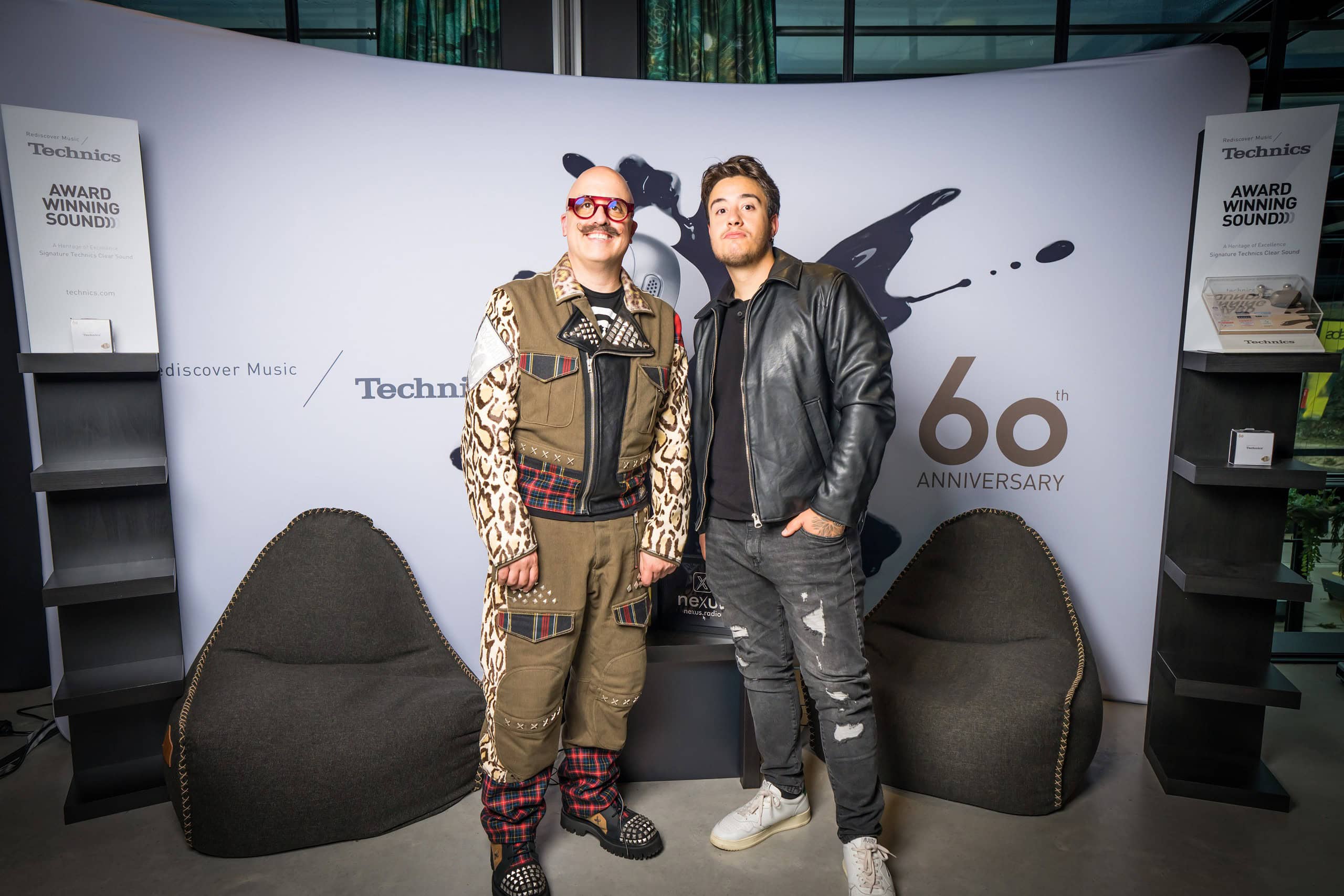 damian-mike-ade25-3 (Custom)