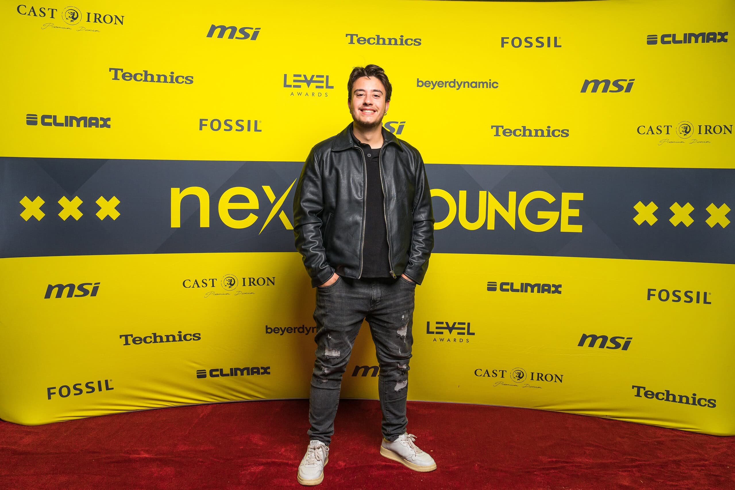 damian-mike-ade25-4 (Custom)