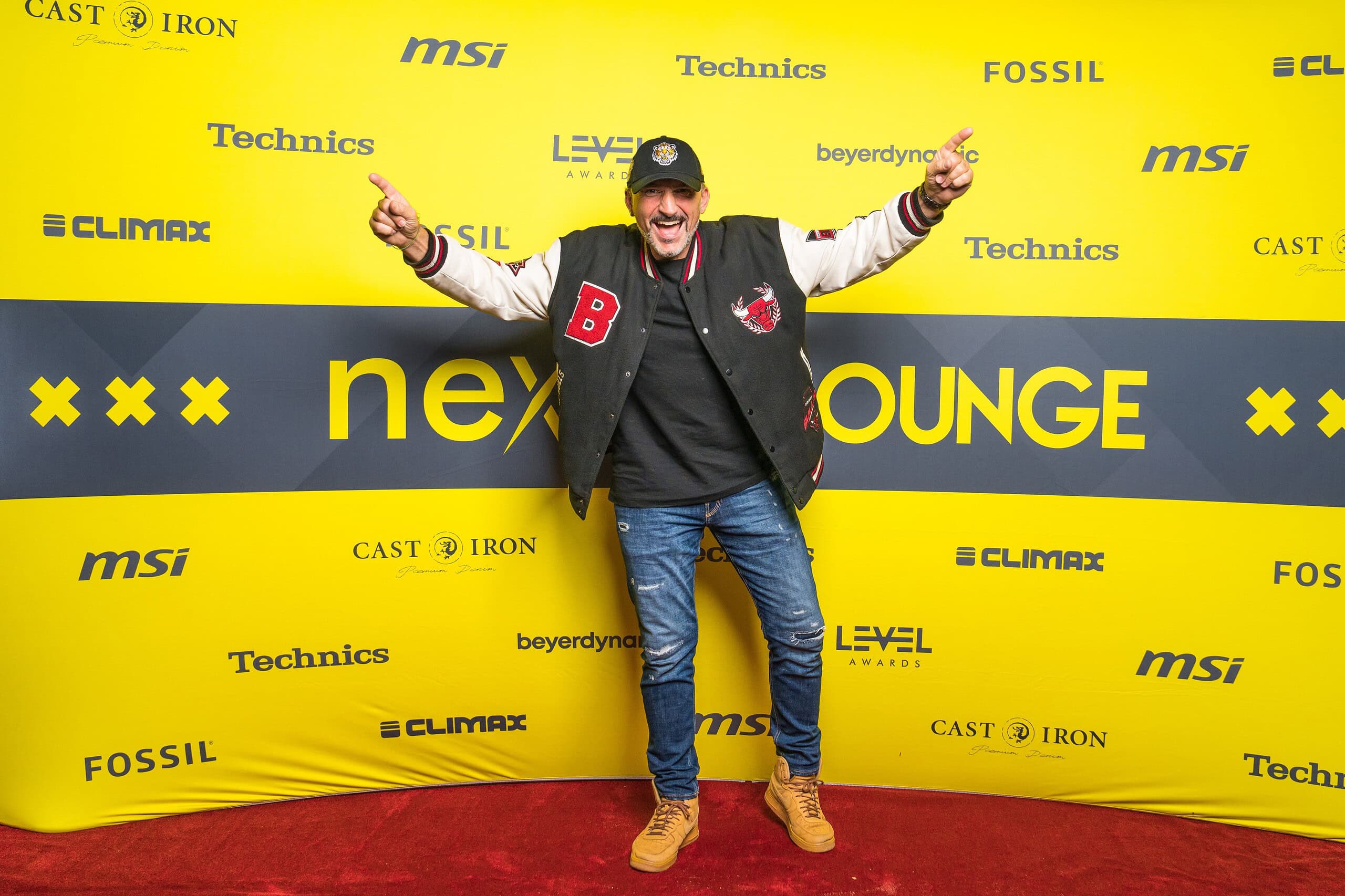 dj-phiil-ade25-6 (Custom)