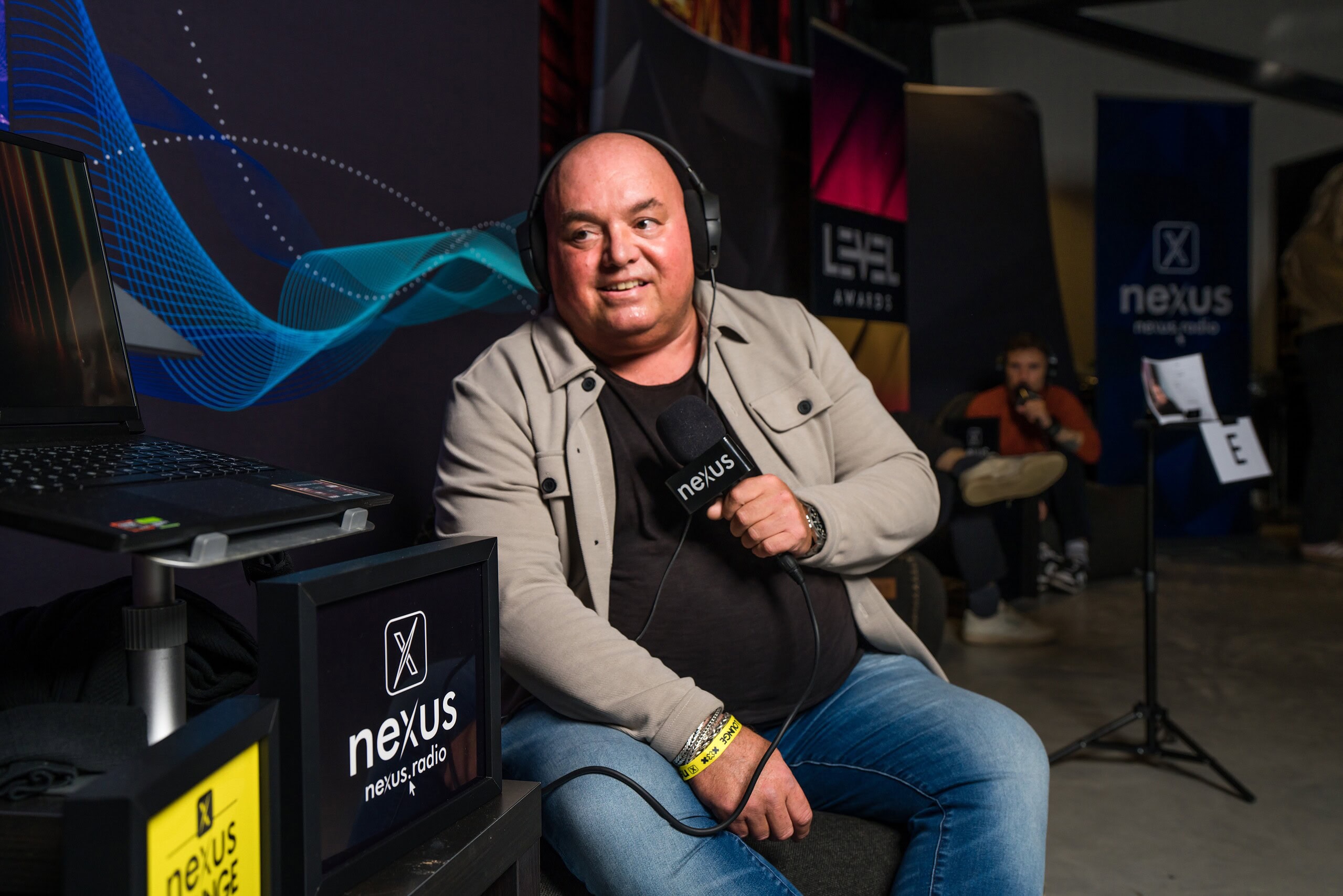 djjurgen-ade25-3 (Custom)