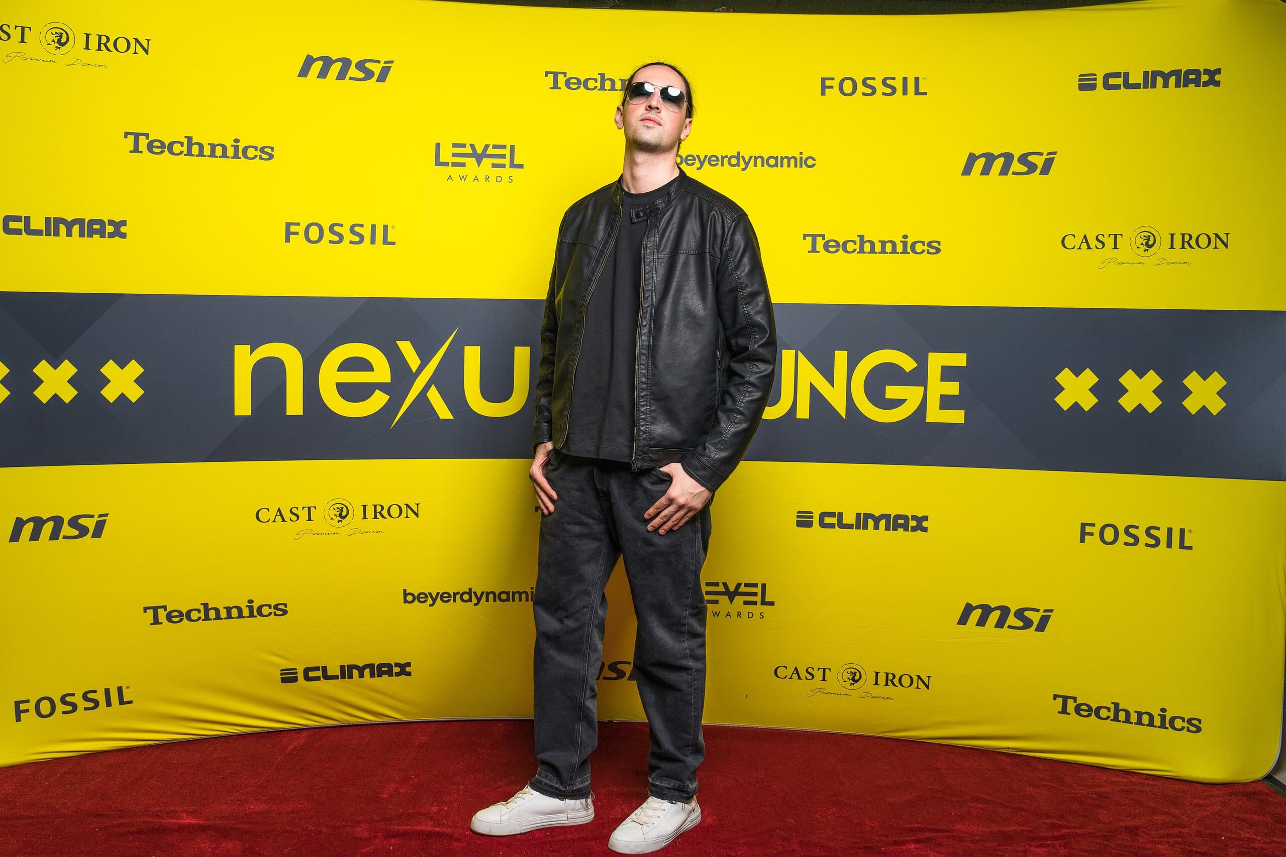 haxhia-ade25-1 (Custom)