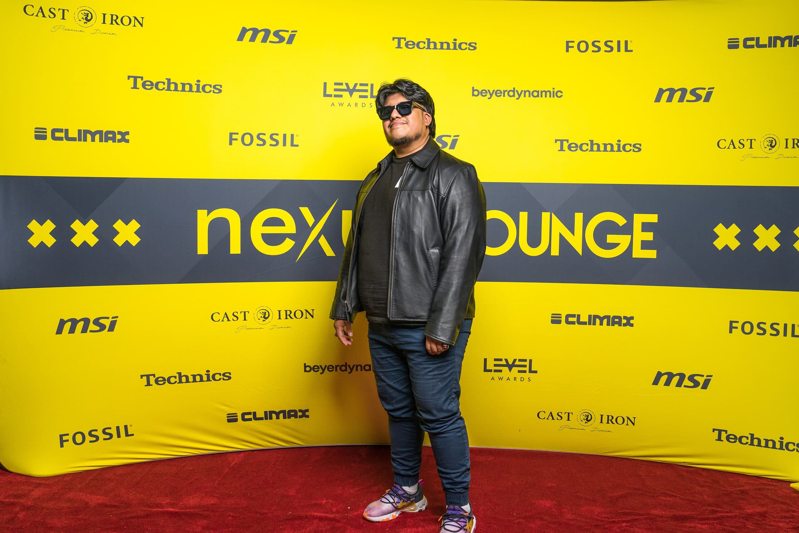 kazeta-ade25-9 (Custom)