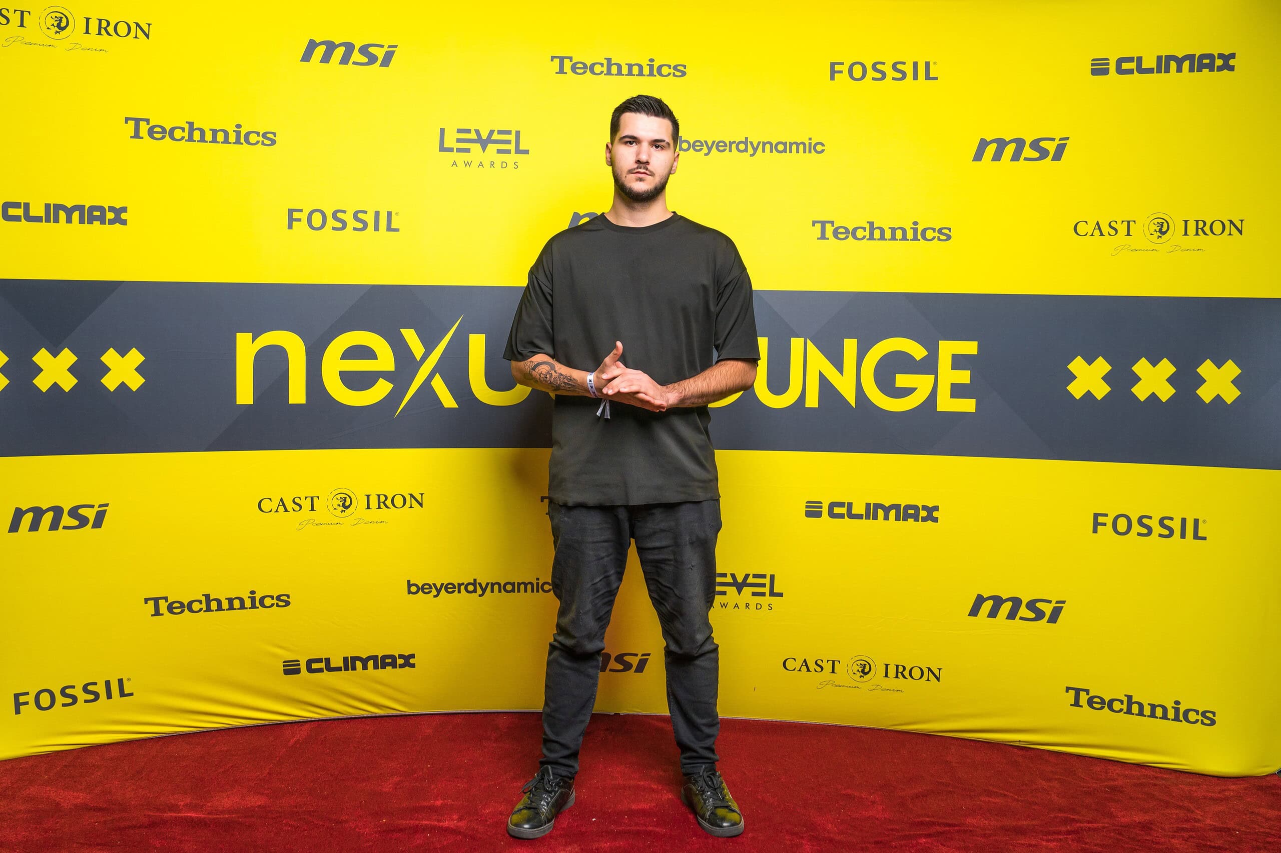 millenial-ade25-5 (Custom)