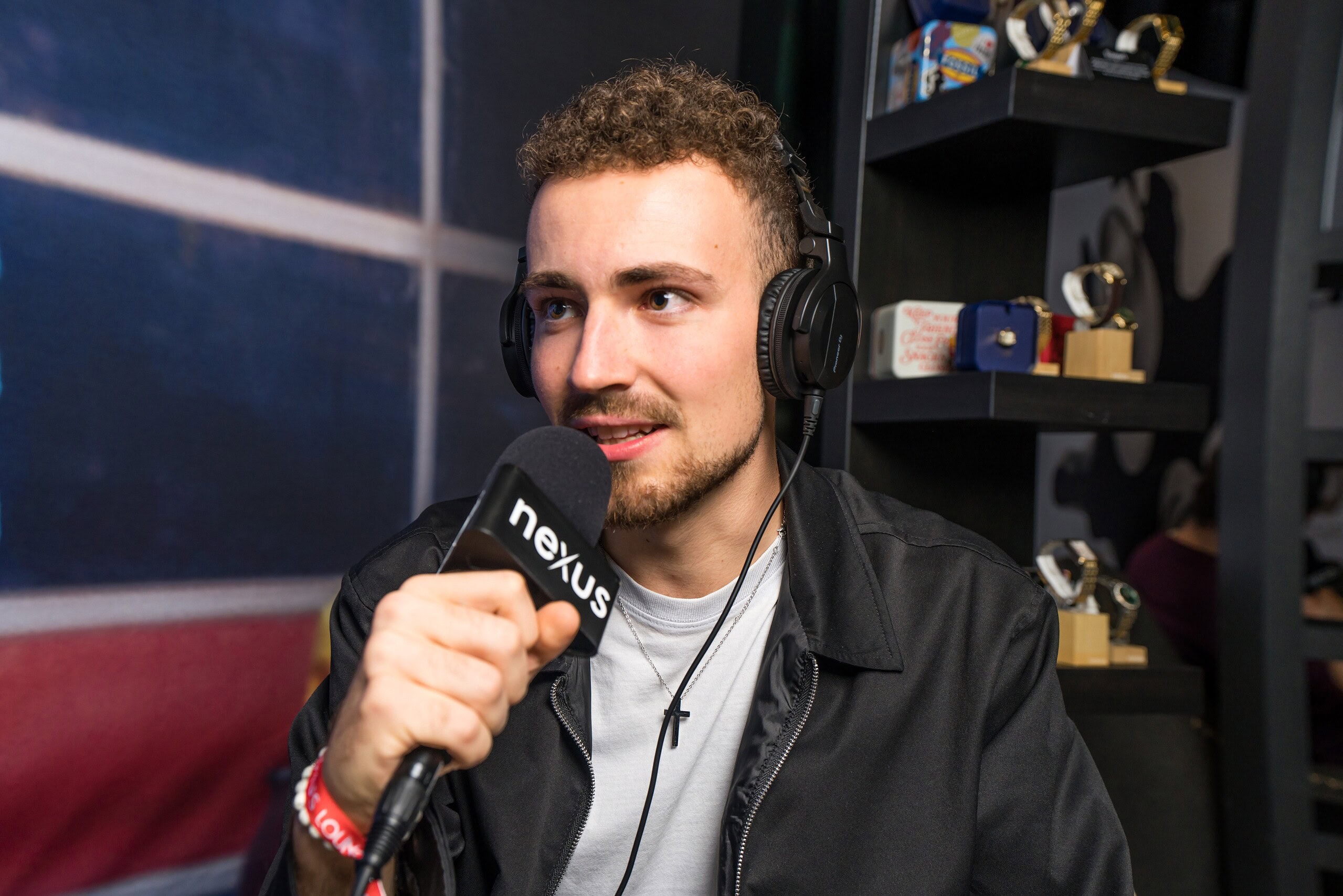 simon-miles-ade25-5 (Custom)