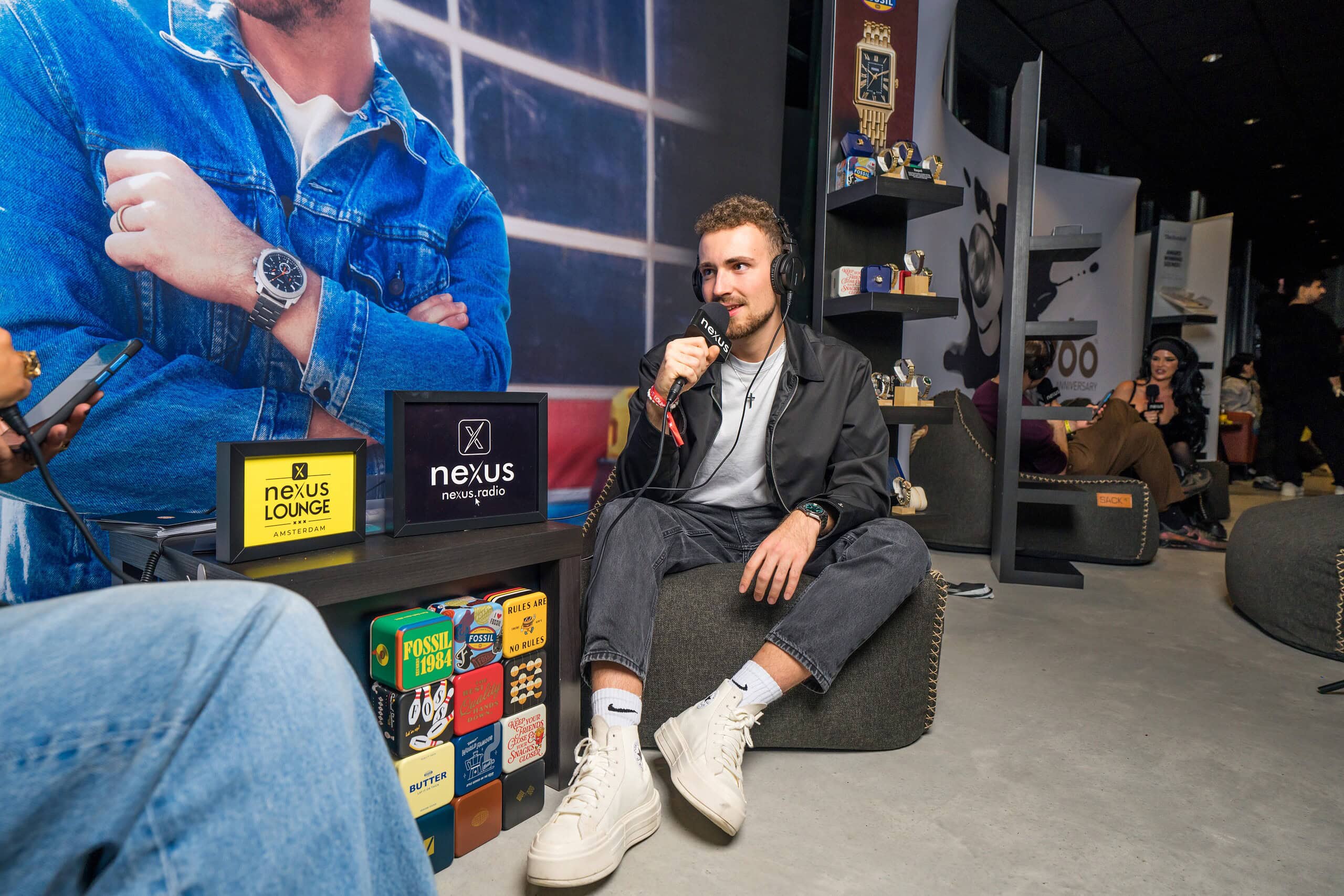 simon-miles-ade25-6 (Custom)