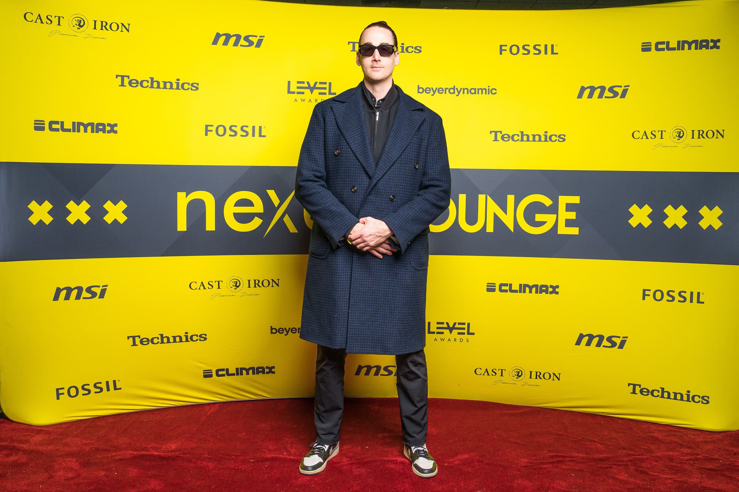 suark-ade25-1 (Custom)