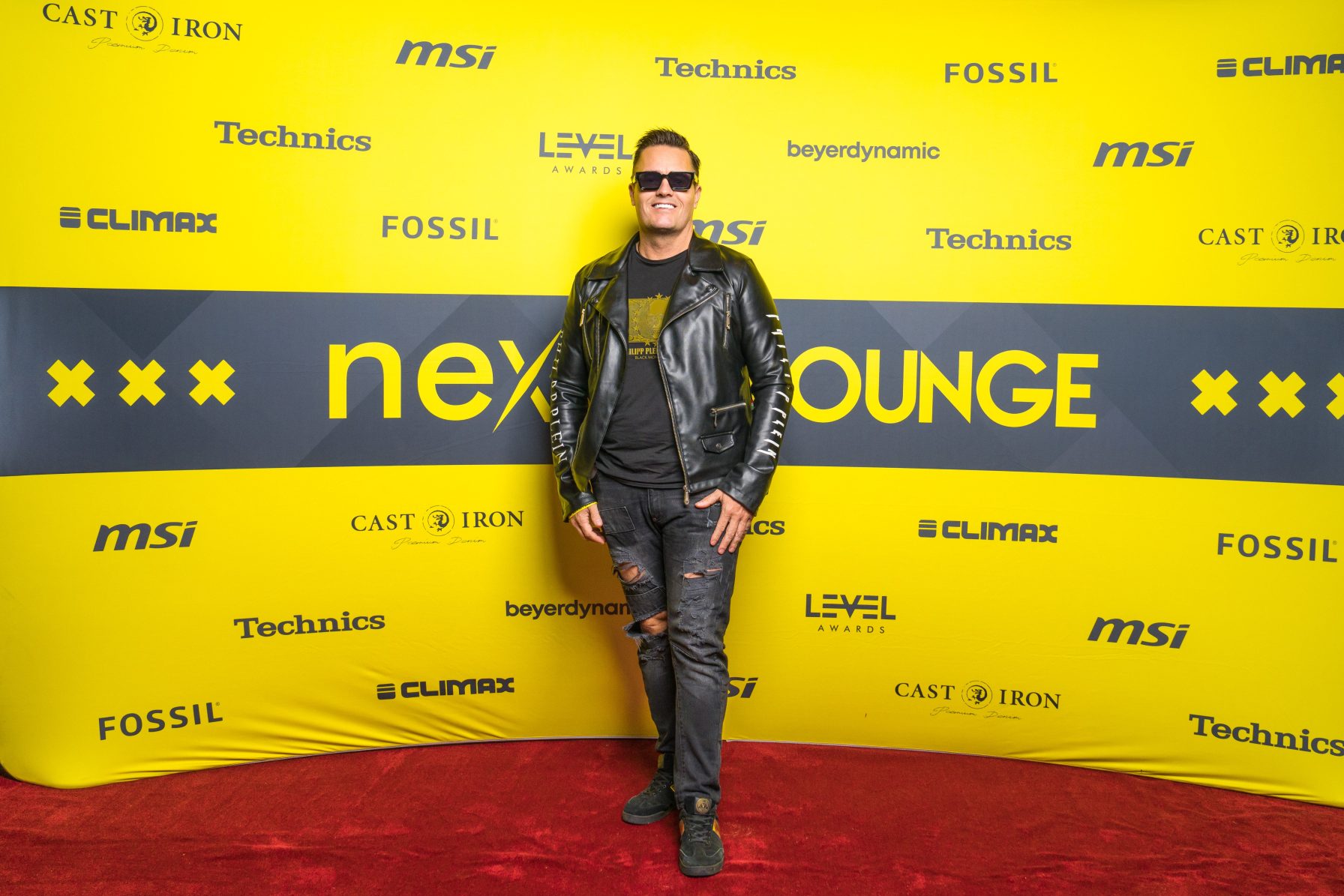 terry-golden-ade25-5 (Custom)