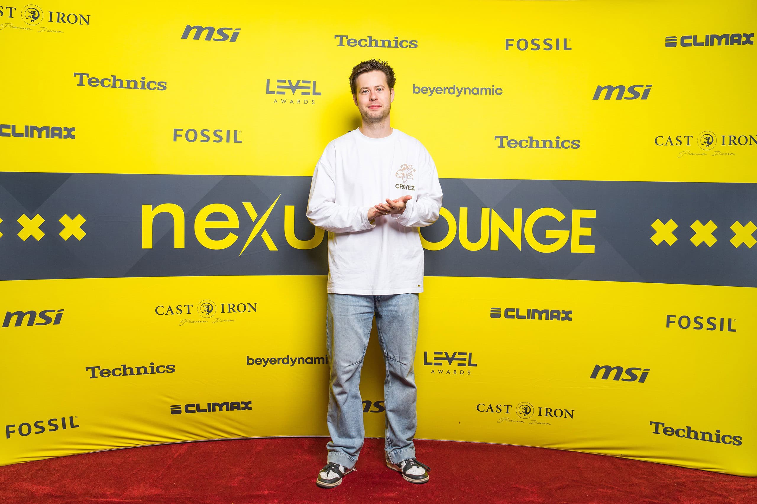 tim-hox-ade25-5 (Custom)