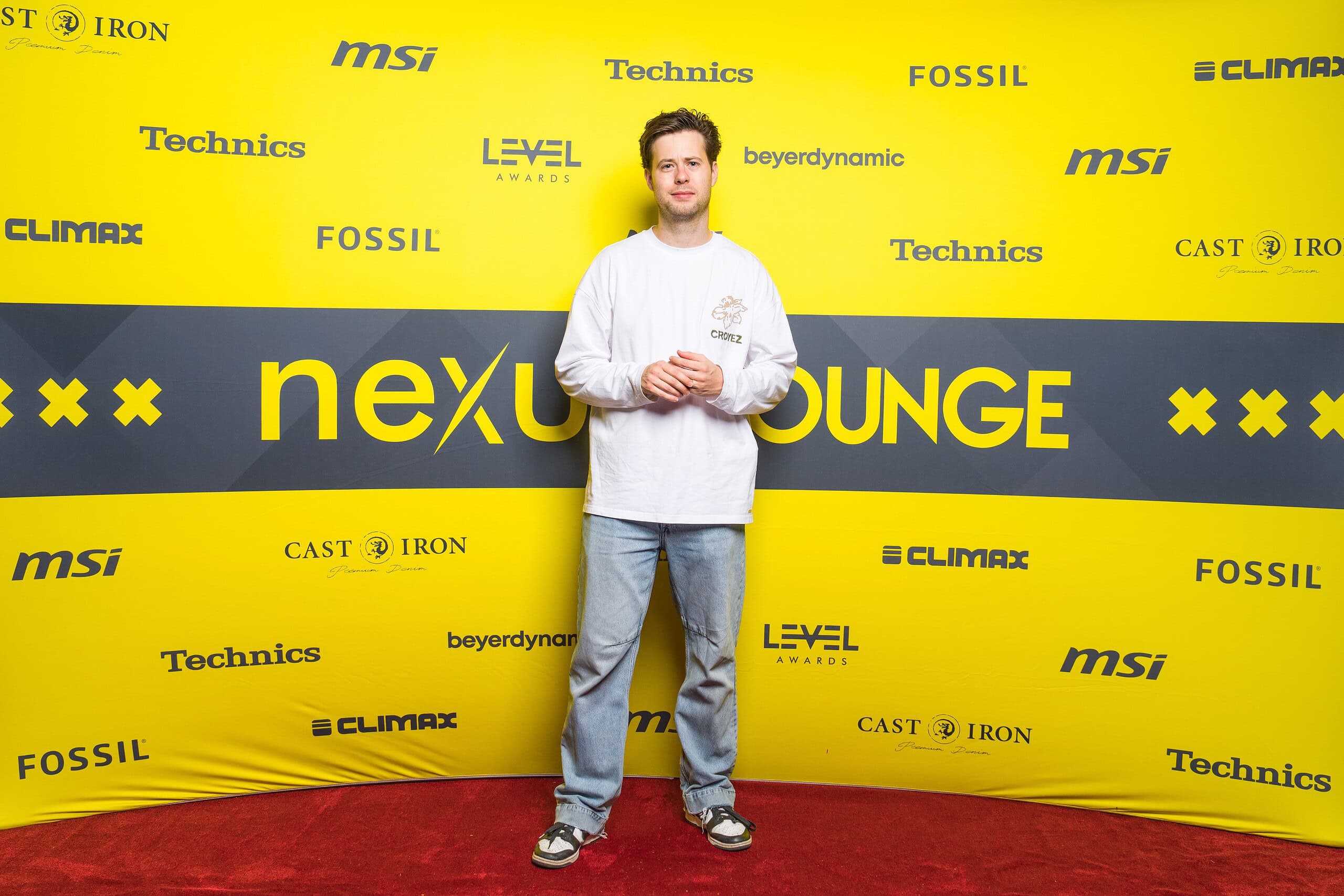 tim-hox-ade25-6 (Custom)