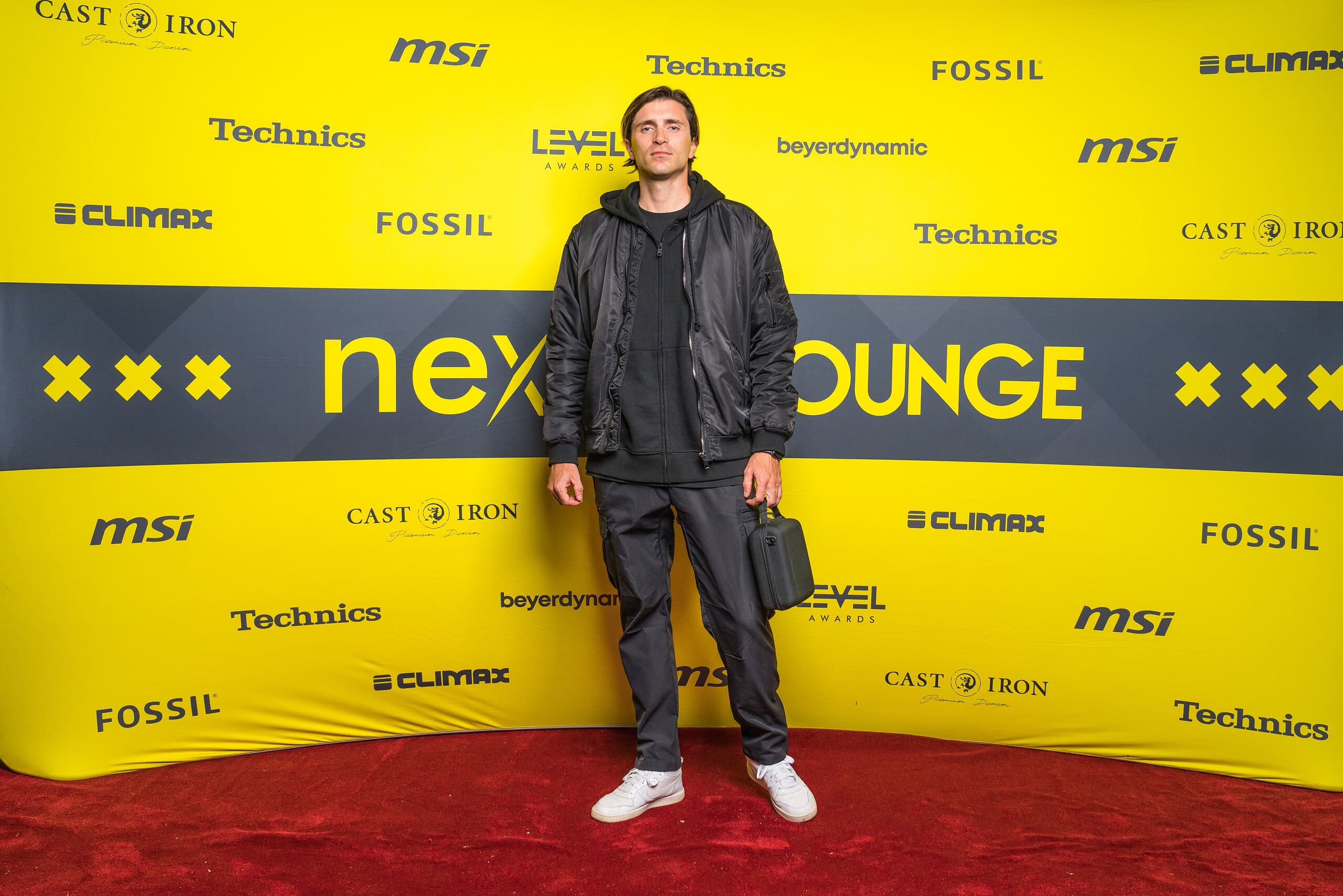 badvice-ade25-2 (Custom)