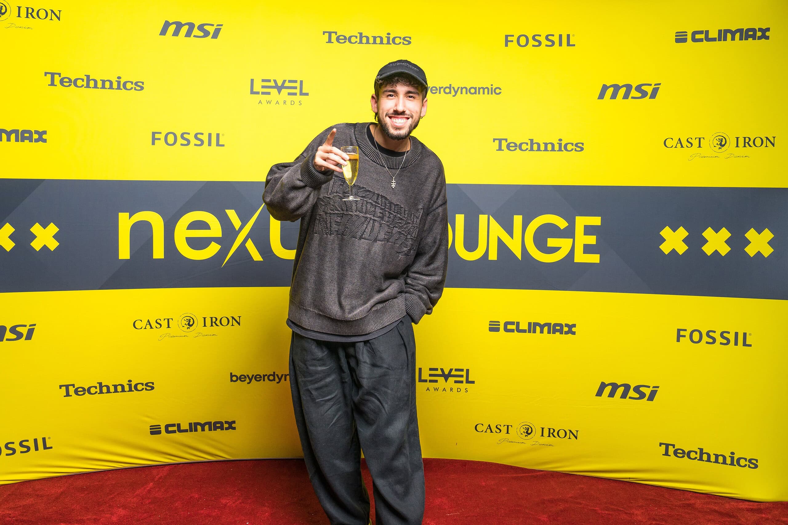 eleganto-ade25-2 (Custom)