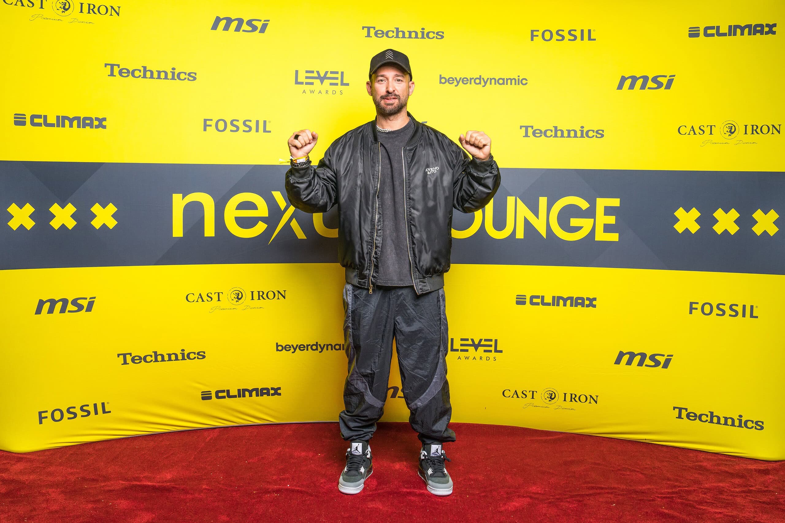 joy-rivo-ade25-3 (Custom)