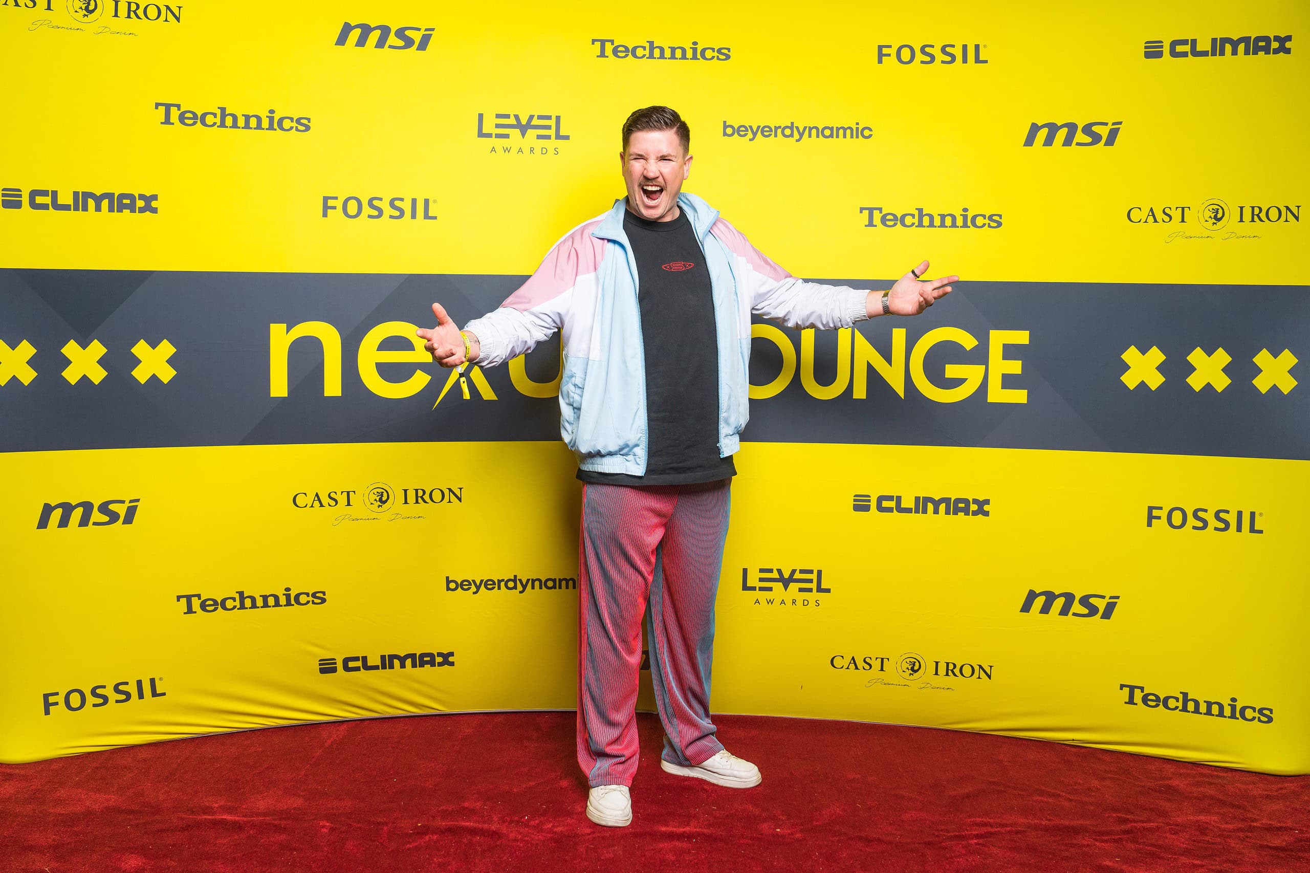 stisema-ade25-2 (Custom)