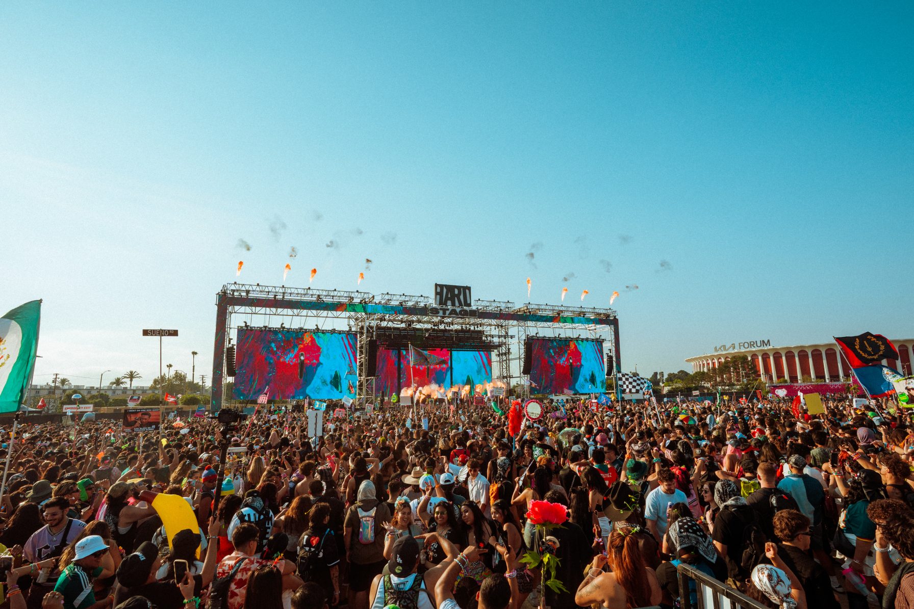 Scott Hutchinson for HARD Summer 1