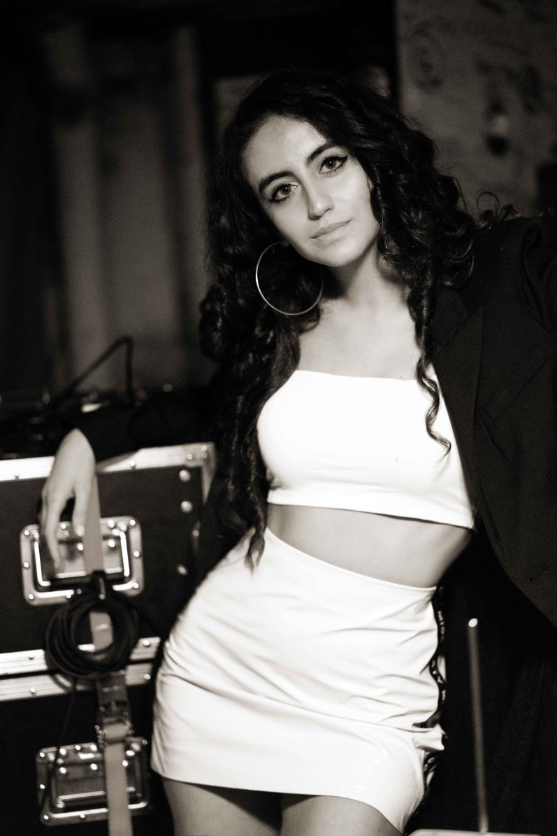 LEYLA DIAMONDI 1 1